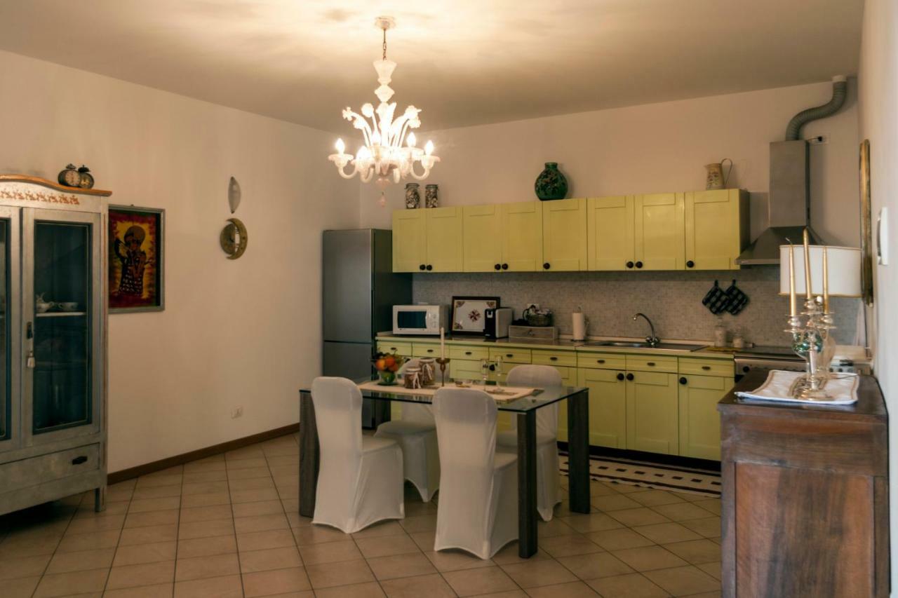 Casa Del Sole Appartamento N° 2 White And Gold Room Gavardo Eksteriør billede